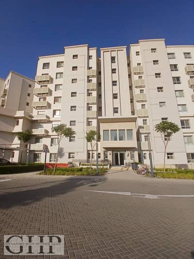 دوبلكس بجاردن تشطيب كامل بالمطبخ والتكييفات للبيع في أب تاون كايرو إعمار Uptown Cairo Emaar
