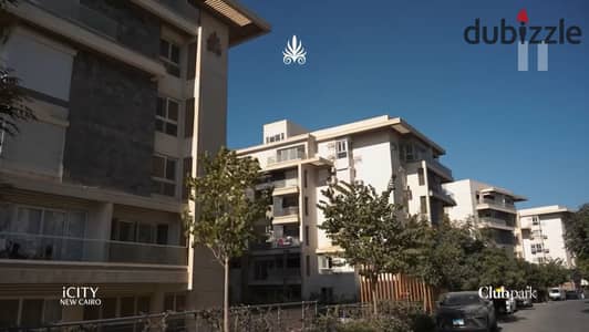 استلام فوري تاون هاوس ميدل 205 ميدل بأقل مقدم في Mountain View icity بجوار Mountain View hyde park موقع مميز
