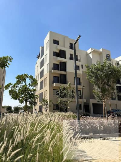 اقل سعراستلام فوري شقه متشطبه بالكامل للبيع في كمبوند او ويست O WEST Compound طريق الواحات بالم هيلز كمبوند نيو جيزة 6 اكتوبر الجيزه