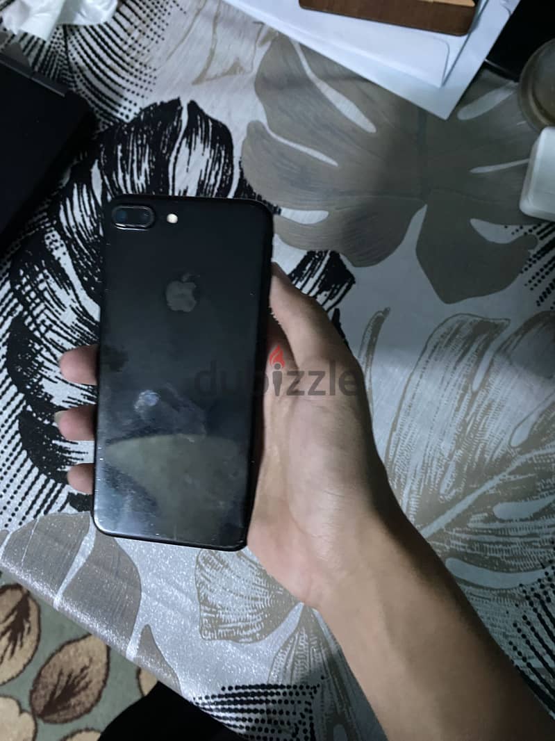 Apple - iPhone 7 Plus 1