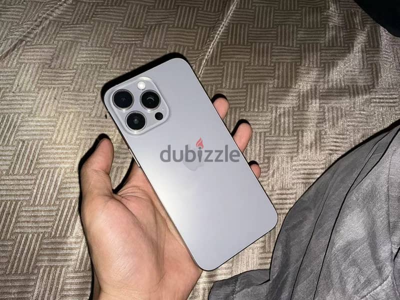Apple - iPhone 15 Pro Max 4