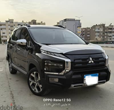 ميتسوبيشي جيب 7 راكب بالسائق / Mitsubishi 7 seats for rent