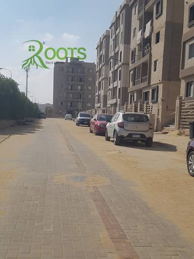 بنتهاوس للبيع بكمبوند المستثمرين – حدائق أكتوبر | 135م + رووف 50م | تقسيط حتى سنة - استلام فورى