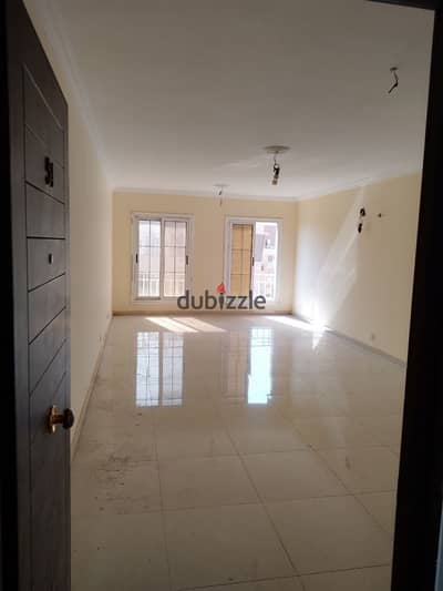 Apartment for rent Law in Madinaty B11