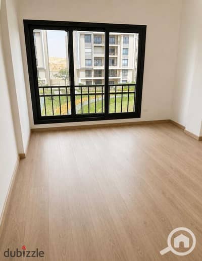 3 Bedroom Apartment Modern Finishing With Kitchen & ACs