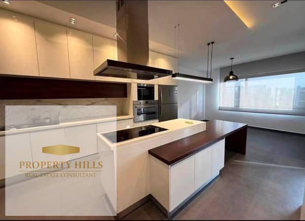 The best and latest VIP villa at this price in the highest community in Mountain View, at a very reasonable price with an excellent division and a view of the largest landscape.