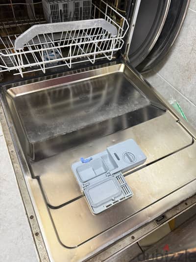 Dishwasher غسالة أطباق