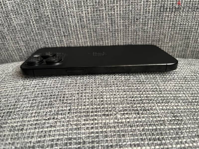 Apple - iPhone 15 Pro Max 6