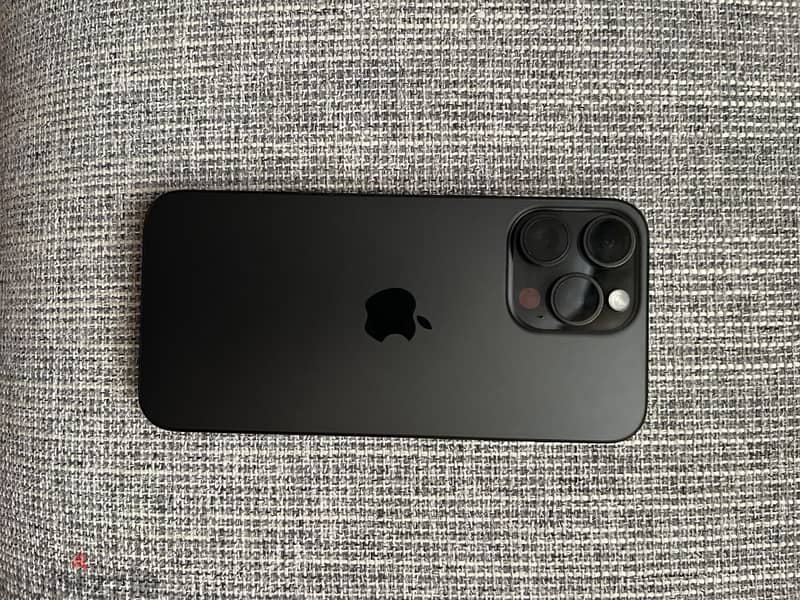 Apple - iPhone 15 Pro Max 7