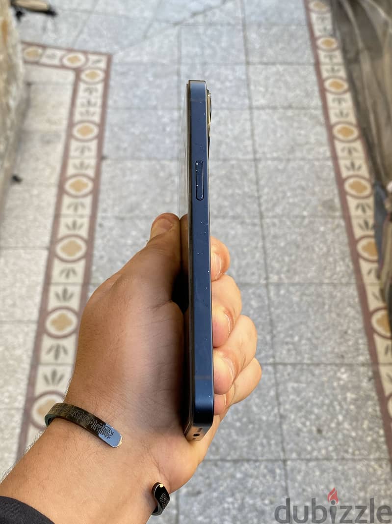Apple - iPhone 13 5