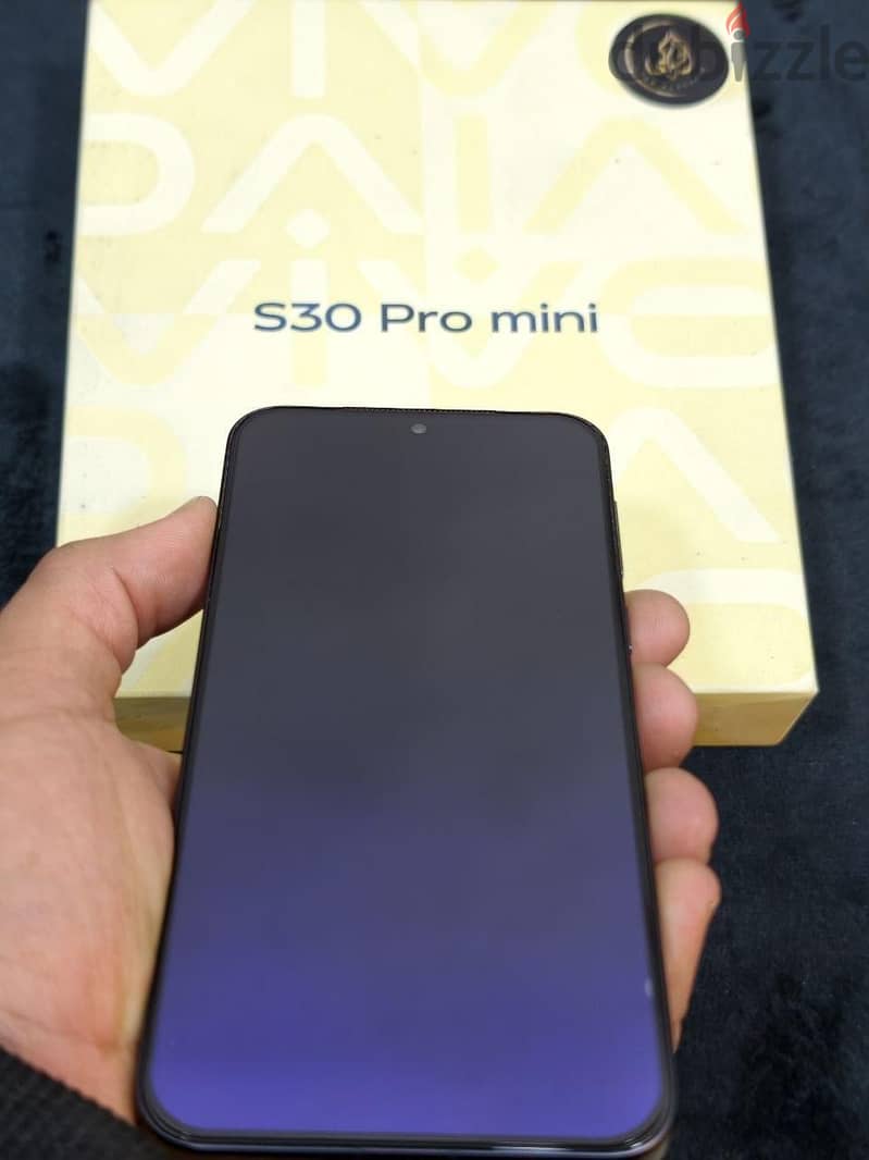 vivo S30 Pro mini 1