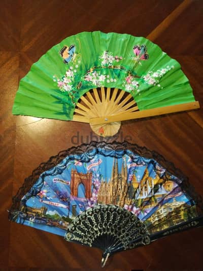 2 foldable fans