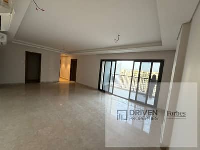 شقة للبيع في زد ويست الشيخ زايد تشطيب كامل بالتكييفات ووحدات المطبخ ابراج زد        ZED West Sheikh Zayed ZED Towers