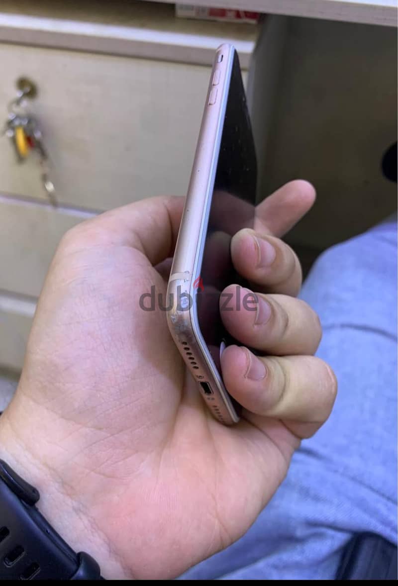 Apple - iPhone 8 4