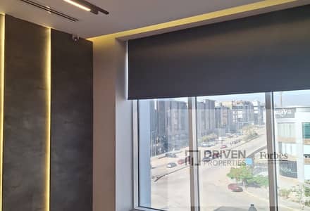 مكتب إداري متشطب بالكامل للإيجار في تريفيوم القاهرة الجديدة التجمع الخامسFully Finished Office for Rent in Trivium Square New Cairo 5th Settelement