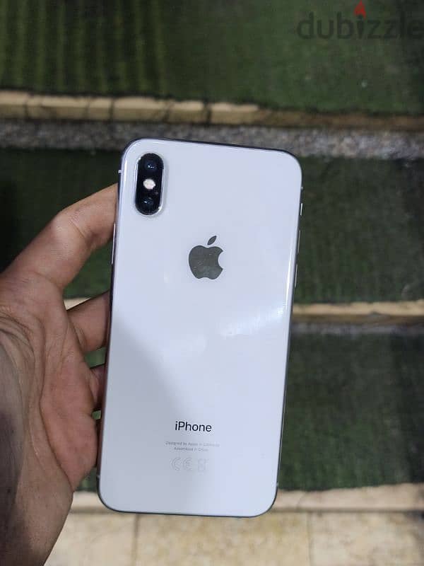 إيفون x مساحة ٢٥٦ بطاريه ١٠٠% بالعلبه 4