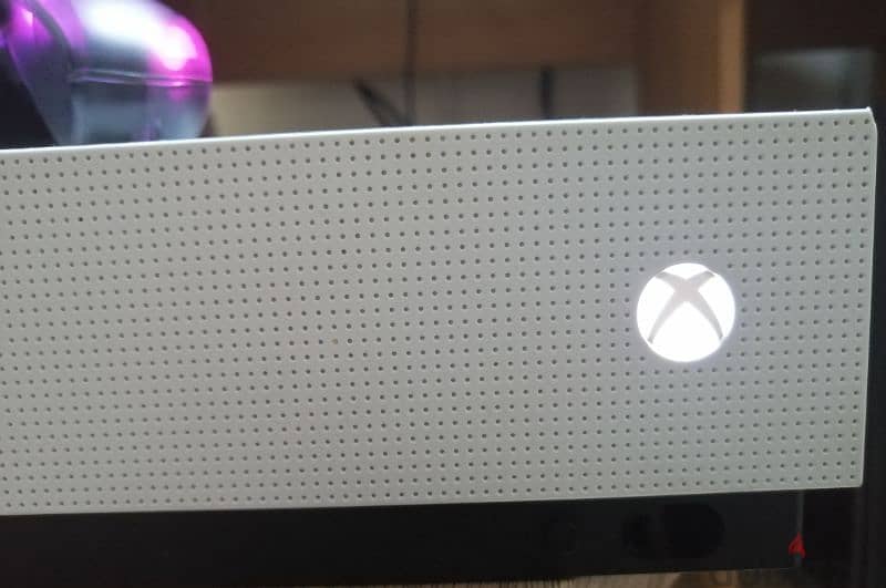 Xbox one s 2