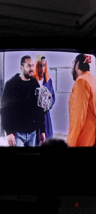 تلفزيون بحالة الزيرو ١٤ بوصة