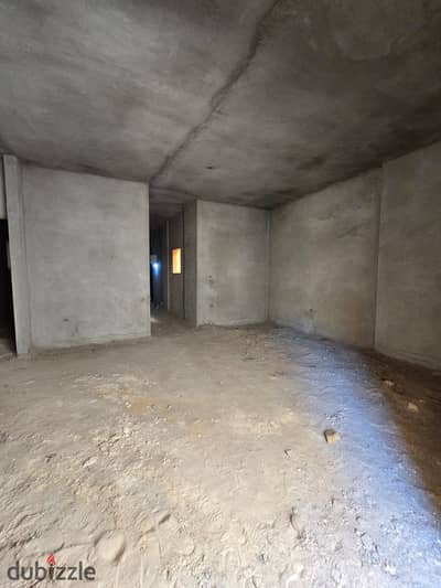 الشيخ زايد الحي 16 مجاوره ثانيه أمام بيفرلي هيلز  شقة للبيع  مساحه 175متر 3غرف وحده مستر  2حمام  بجور جميع الخدمات