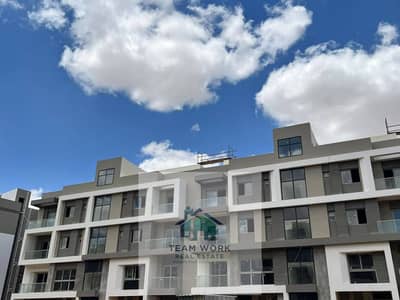Apartment for sale, 176 sq m, Terrace Compound, heart of Sheikh Zayed City, next to Arkan Palm 205, prime location and a great deal.