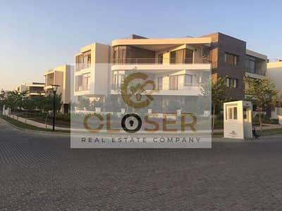 فيلا للبيع في كمبوند تاج سيتي بمقدم (1.2m ) Prime Location في قلب التجمع الاول امام مطار القاهرة + خصم 55% عللي الكاش