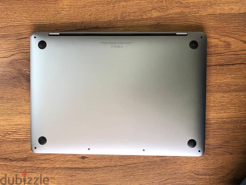 MacBook Pro 13-inch (2019) 4