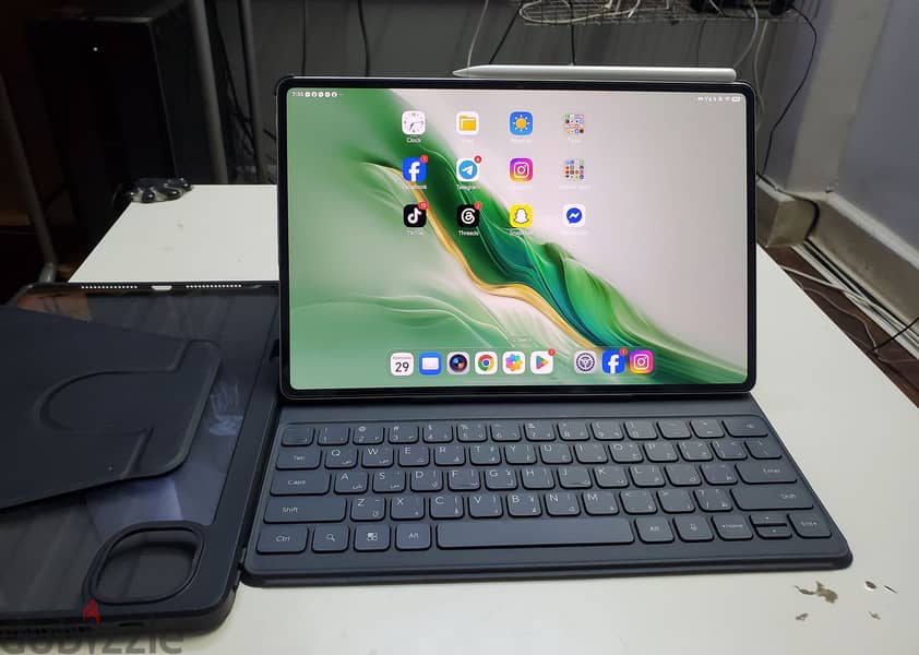 Honor MagicPad 2 7
