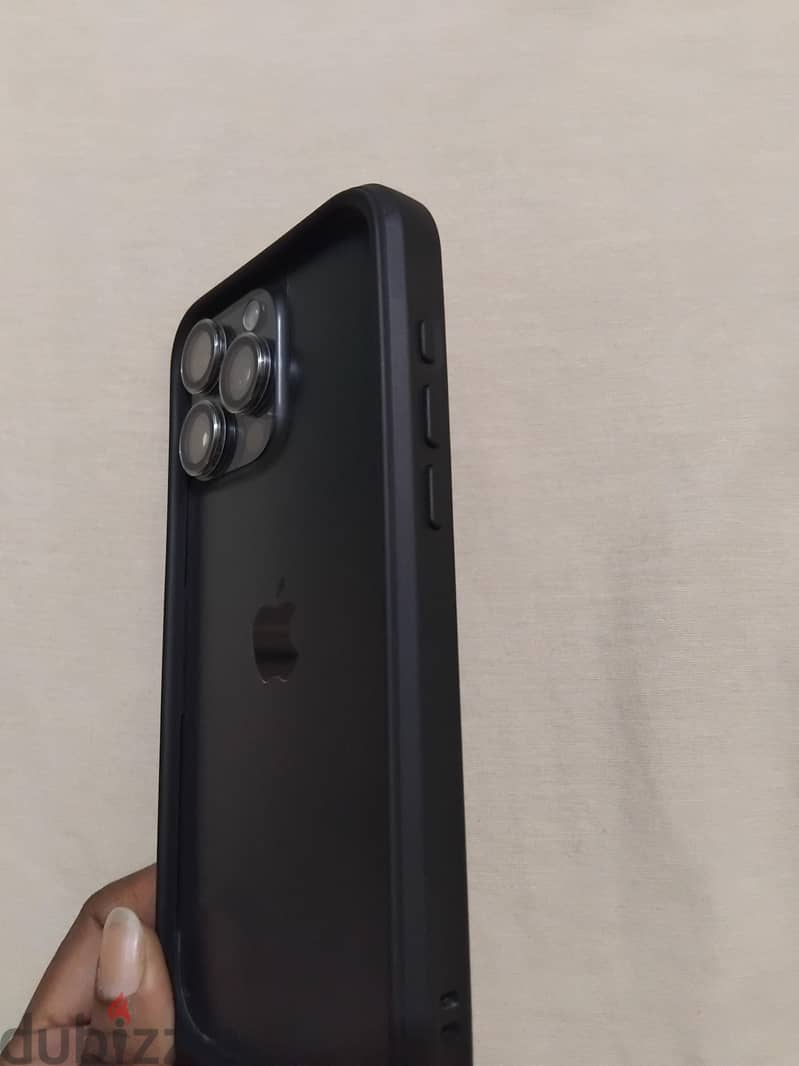 Apple - iPhone 15 Pro Max 9