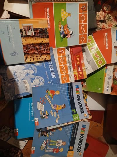 كتب المانى