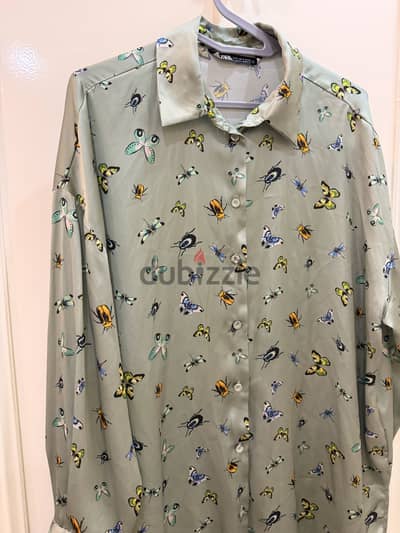 قميص زارا مقاس small