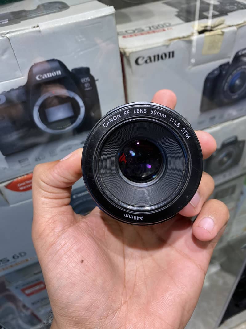 Canon 50 stm 3