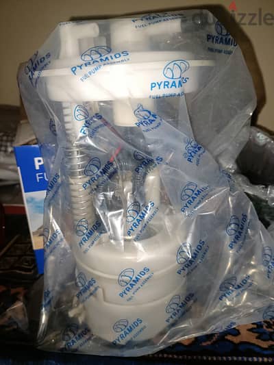 طرمبة بنزين نيسان صني N17 حاله شبه جديده