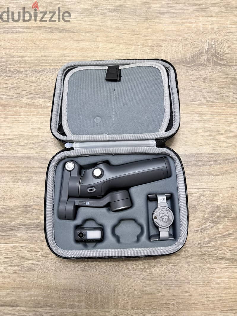 DJI Osmo Mobile 7P Gimbal with Multifunctional Module 7th gen 3