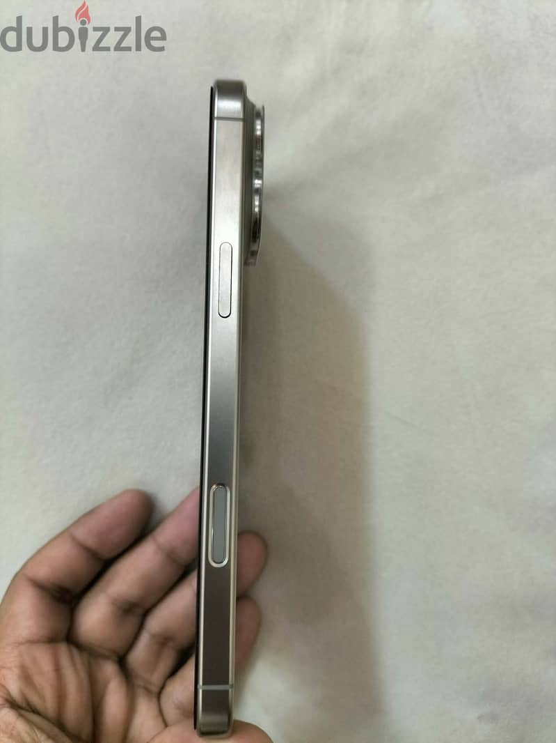 Apple - iPhone 16 Pro Max 2