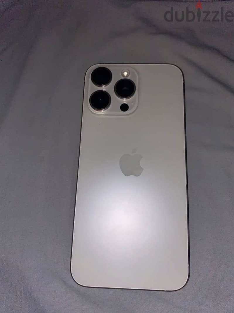 Apple - iPhone 15 Pro Max 2