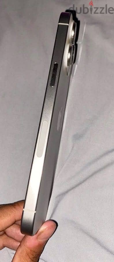 Apple - iPhone 15 Pro Max 4