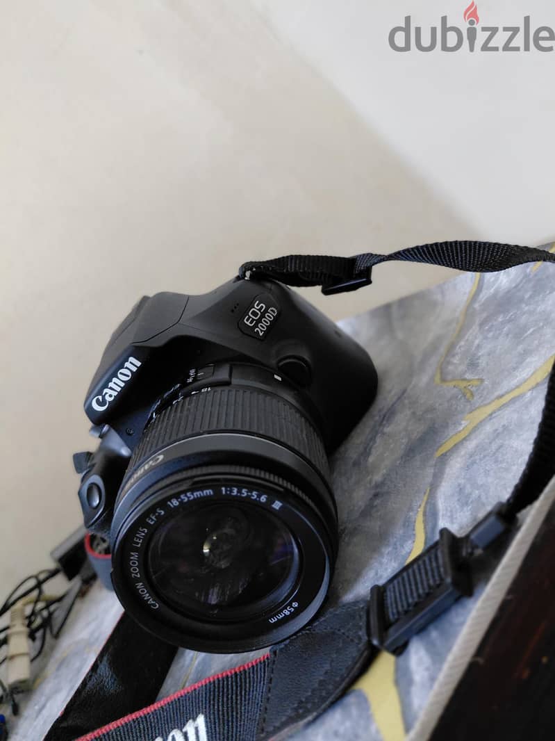 Canon 2000D 2