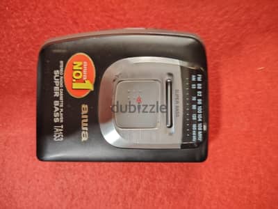 Aiwa portable cassette player and radio +original headphone