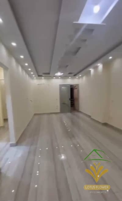 Apartment for rent in the southern lotus, with direct access from the main clubs street