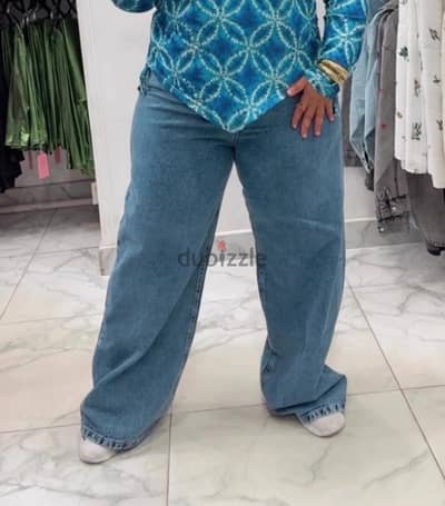 بنطلون جينز وايد ليج جديد