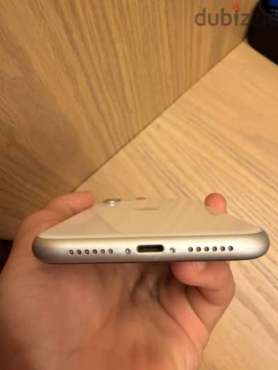 Apple - iPhone 11