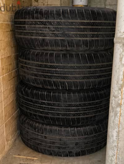 طقم اطارات ٤ فرد  GT 225/60r17