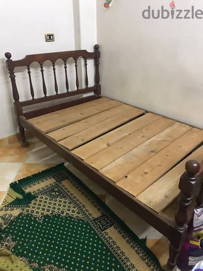 سرير 120 سم * 200 سم خشب زان ابيض - دهان استر بني متين جدااااا ونضيف