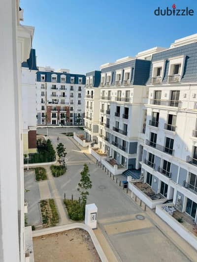 i Villa Sky Garden  للبيع في Mountain View iCity October – The Lake  مساحه 225 م   -  موقع مميز  - جاهزة للاستلام