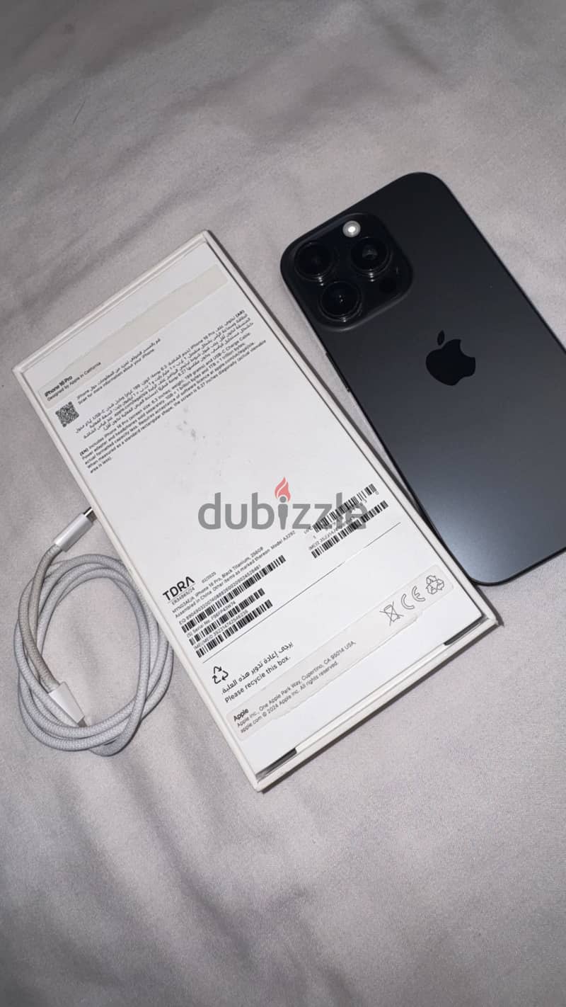 Apple - iPhone 16 Pro 2