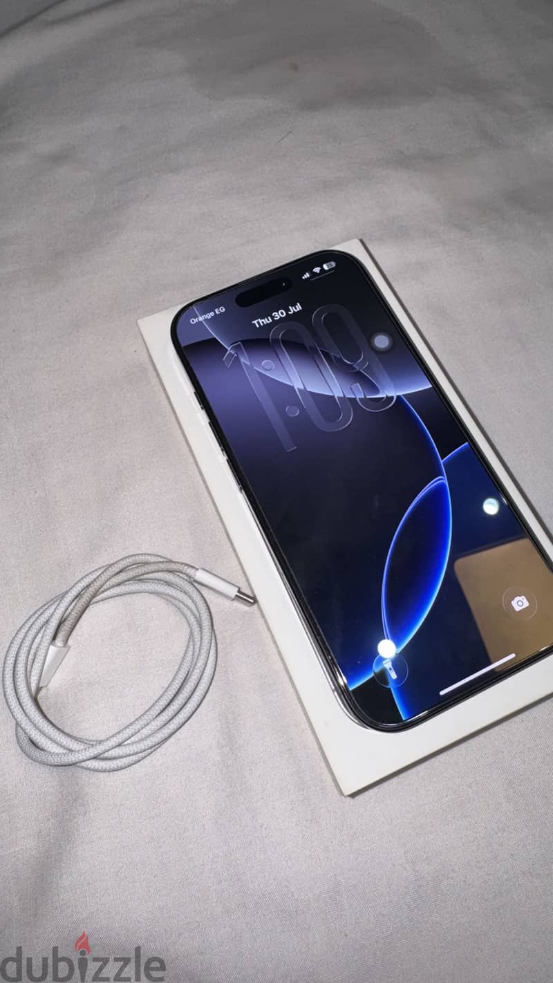 Apple - iPhone 16 Pro 4