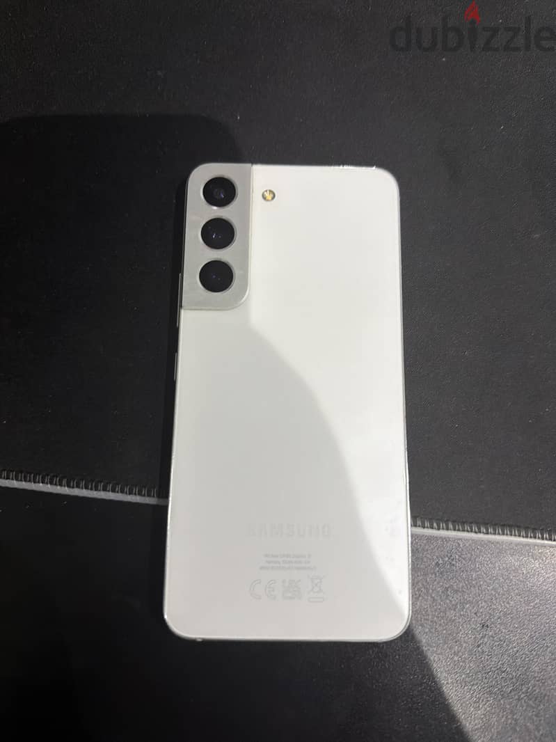 Samsung S22 1