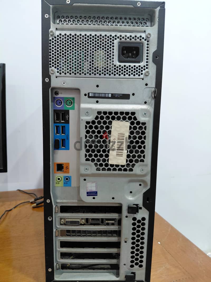 HP Z440 2