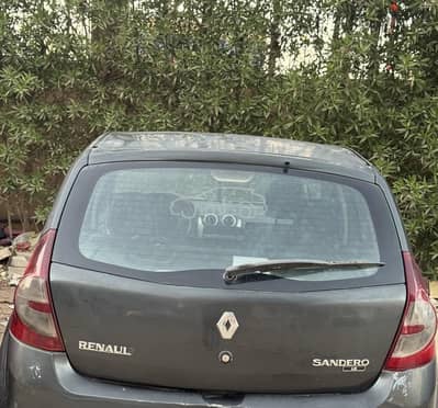 Used Renault Sandero 2012 For Sale Shubra al-Khaimah