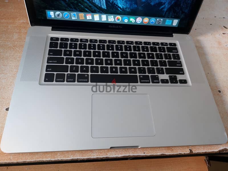 MacBook pro 2011 3